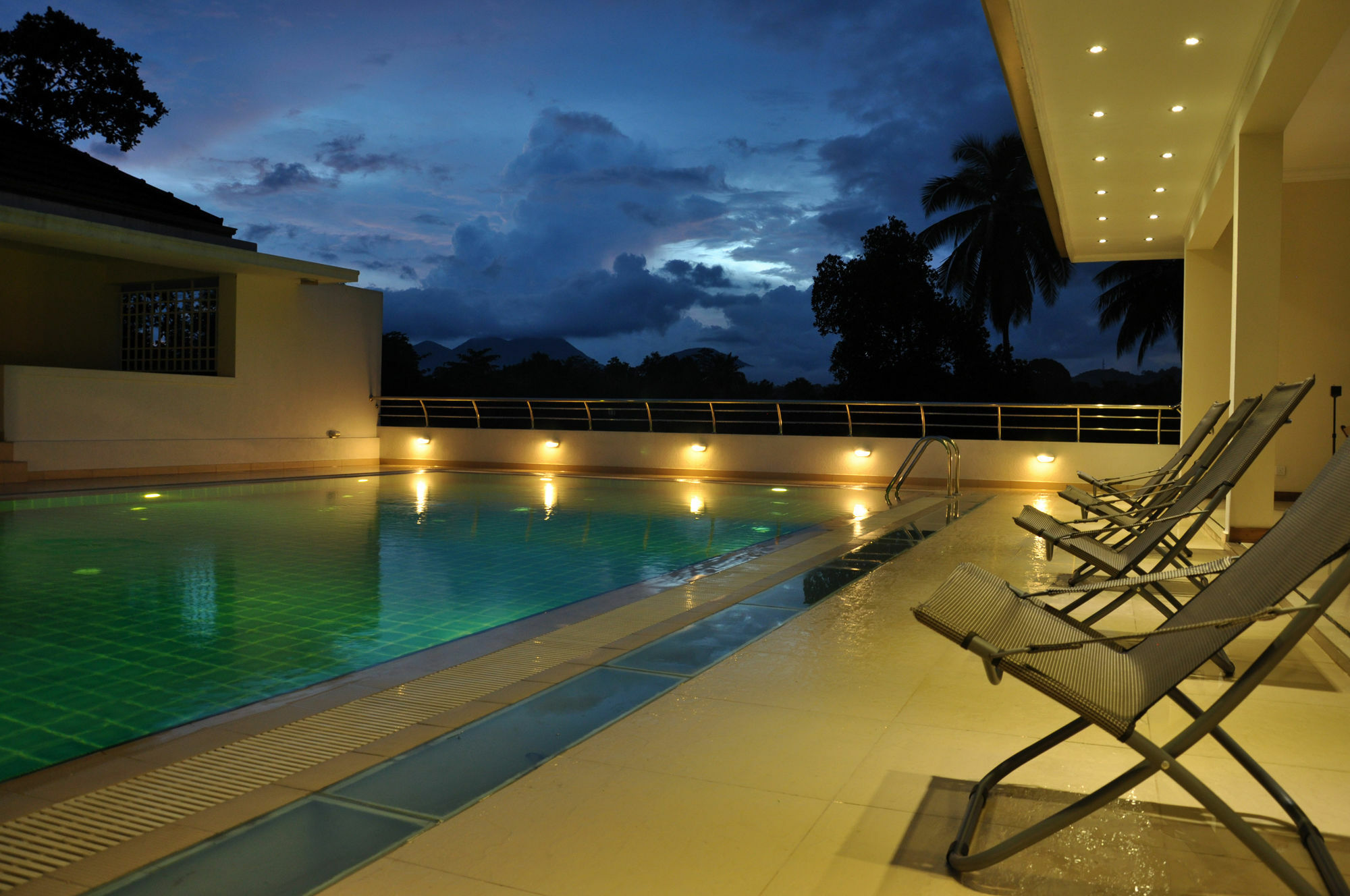 Serene Villa Ratnapura Kültér fotó