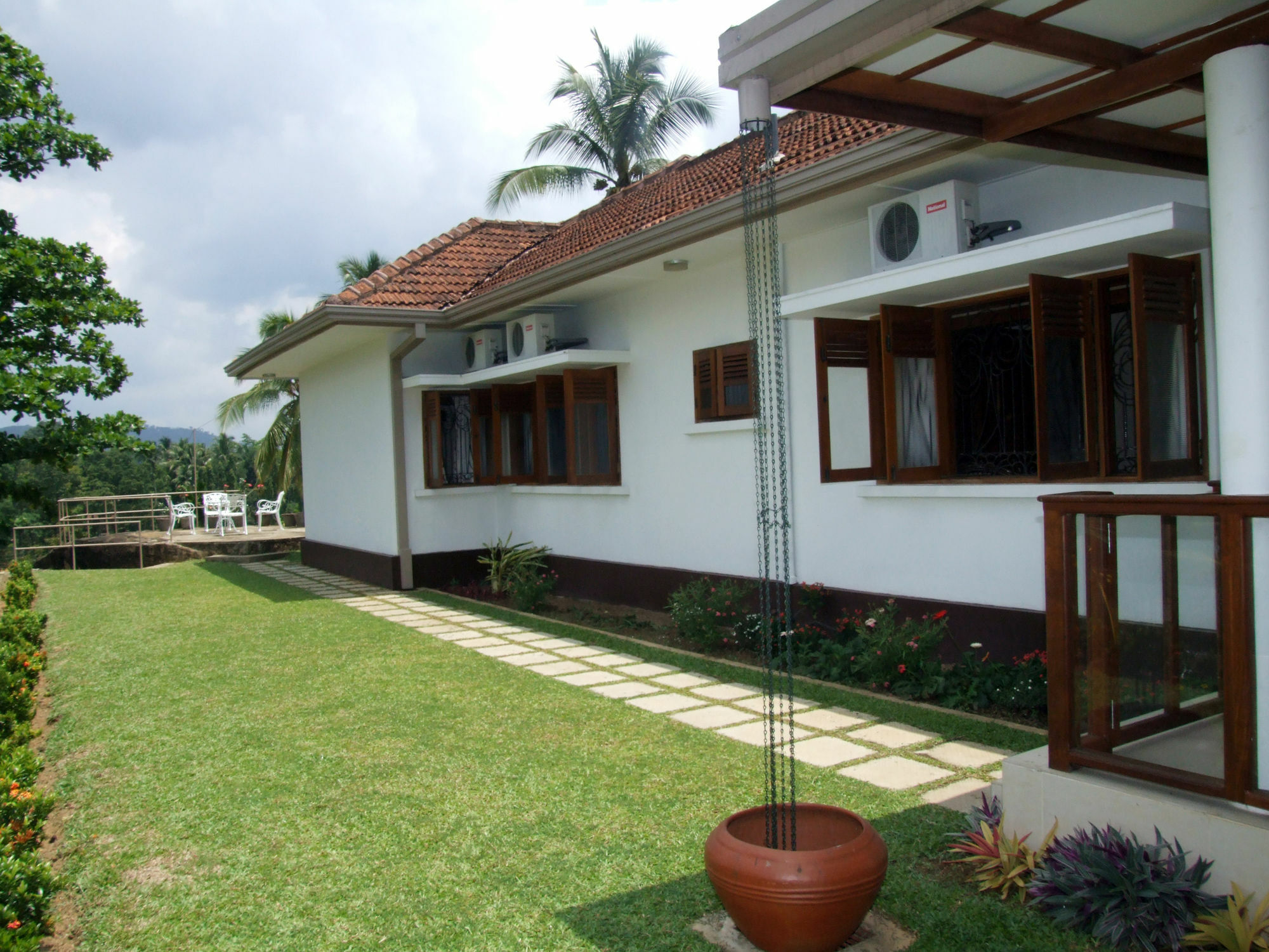 Serene Villa Ratnapura Kültér fotó